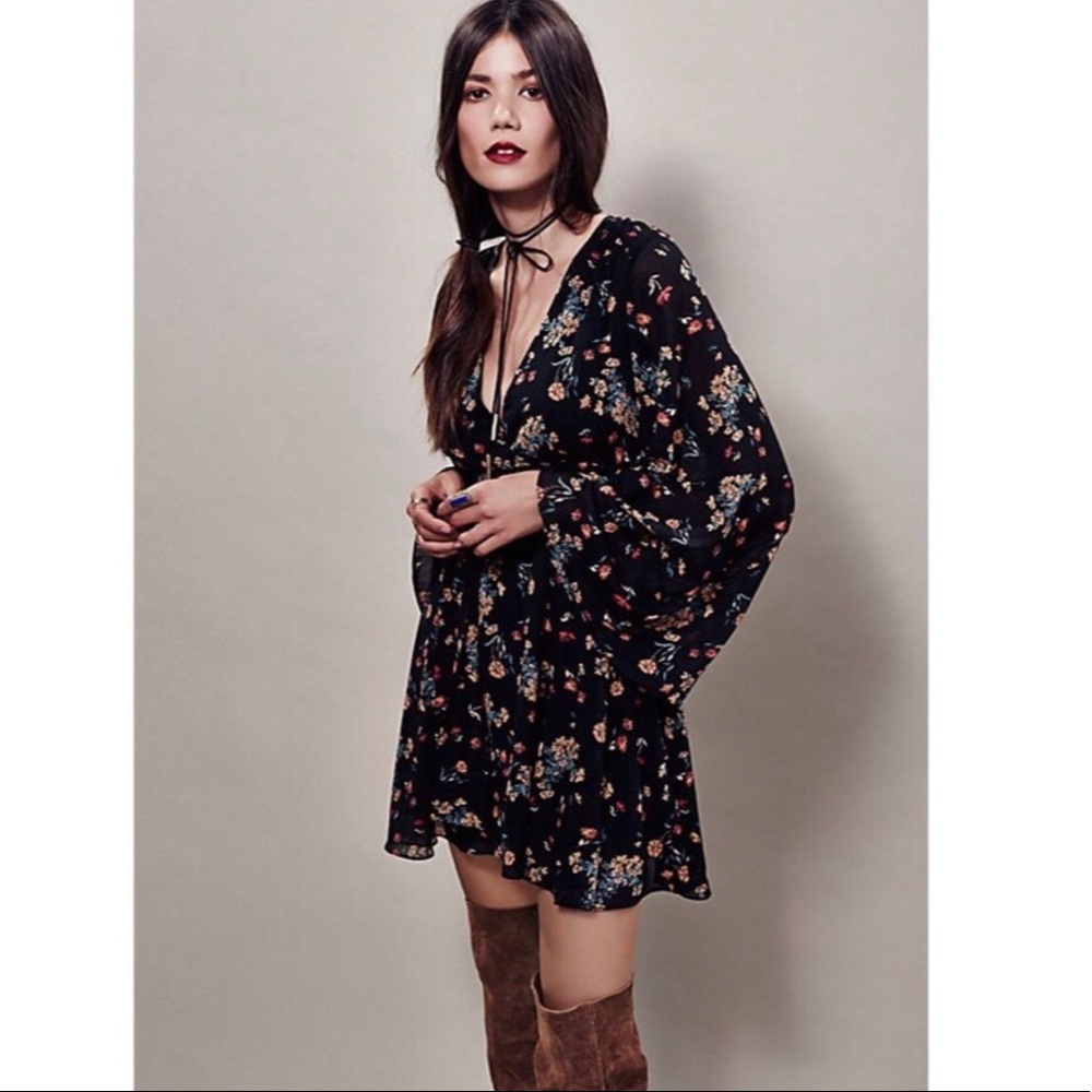 Lilou Floral Dress w/ Sheer Bell Sleeves